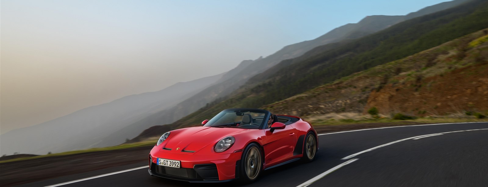 De nieuwe Porsche 911 GT3 S/C: de allereerste GT3 Cabriolet. 