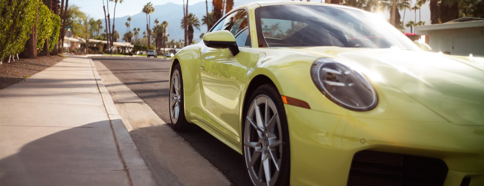 Waarom ligt de motor van de Porsche 911 achterin?