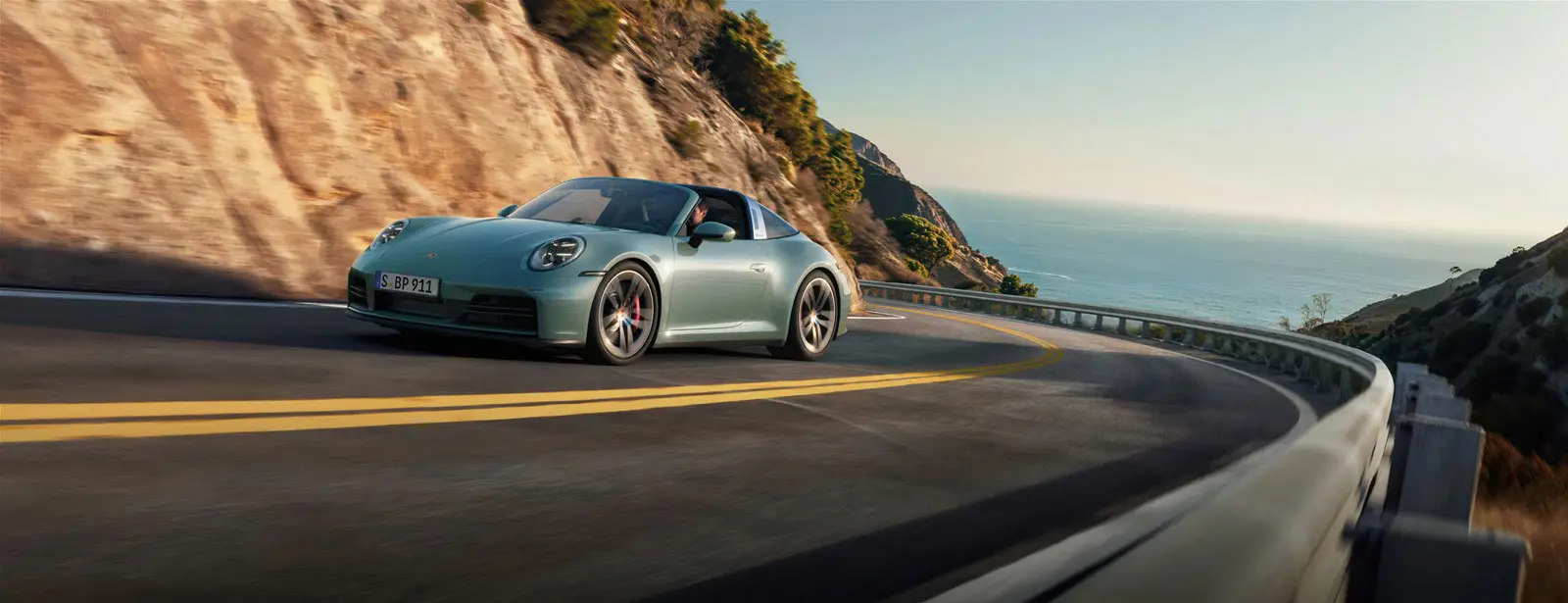 Porsche breidt 911 lijn uit. - Met de Carrera 4S, Carrera 4S Cabriolet en Targa 4S.