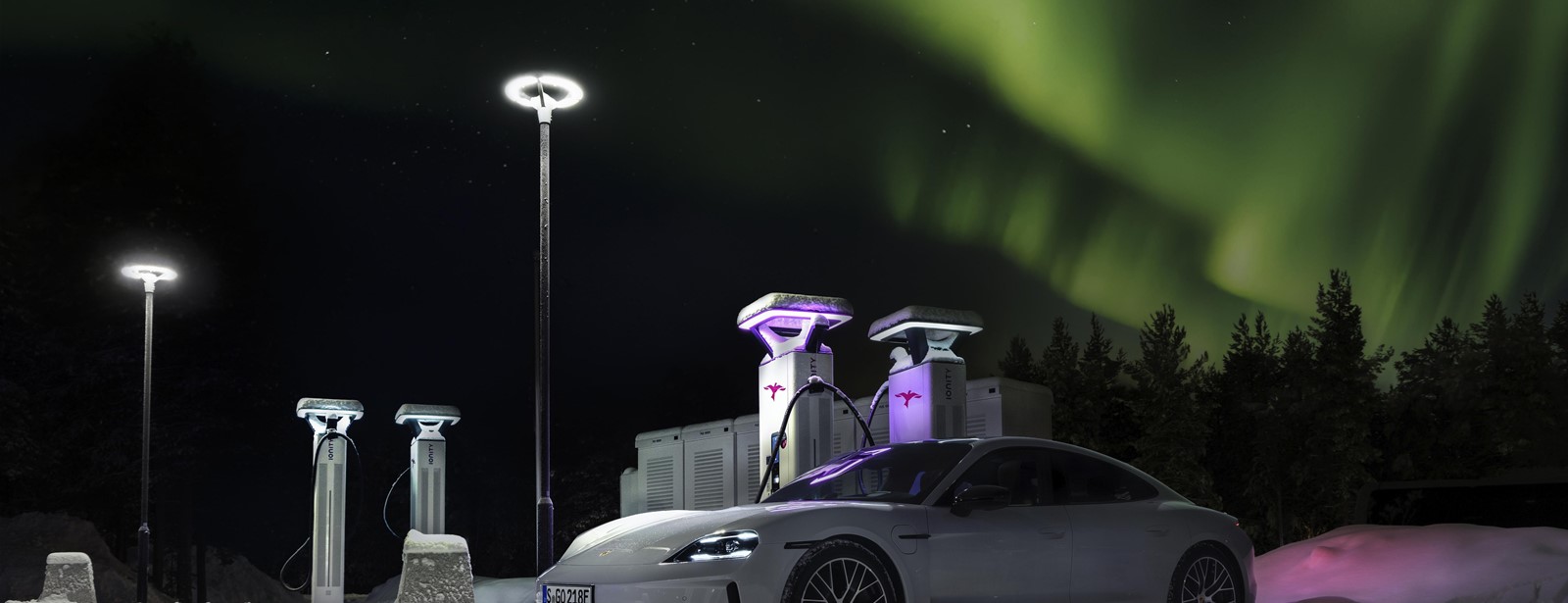 Porsche Taycan trotseert de Noordpool. 