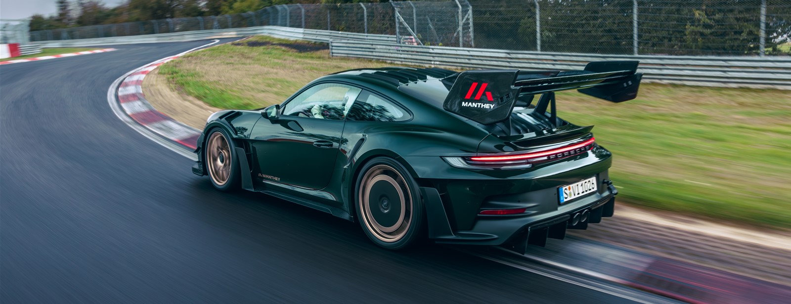 Porsche 911GT3 RS met Manthey Kit: maximale prestaties op het circuit.