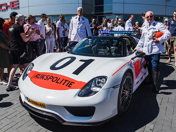 Porsche Rijkspolitie Parade