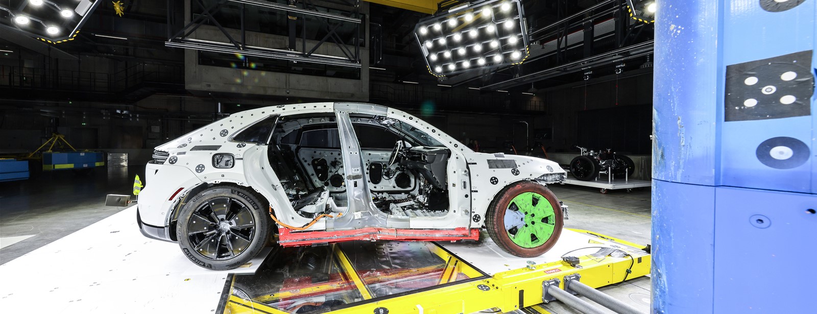 Compromisloos: de veiligheid van de elektrische Porsche Macan en Taycan. 